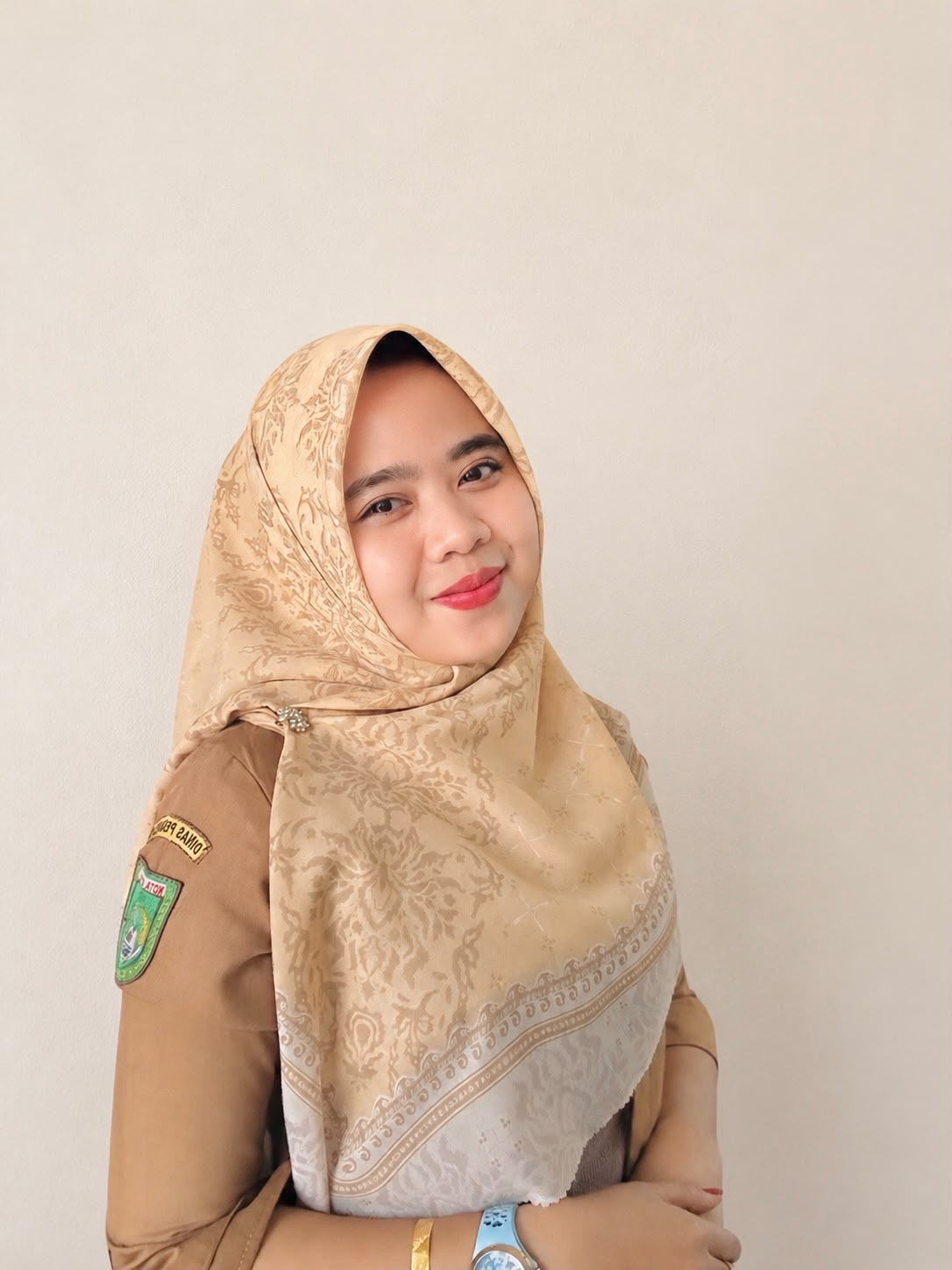 Okiy Larasati, S.A.P