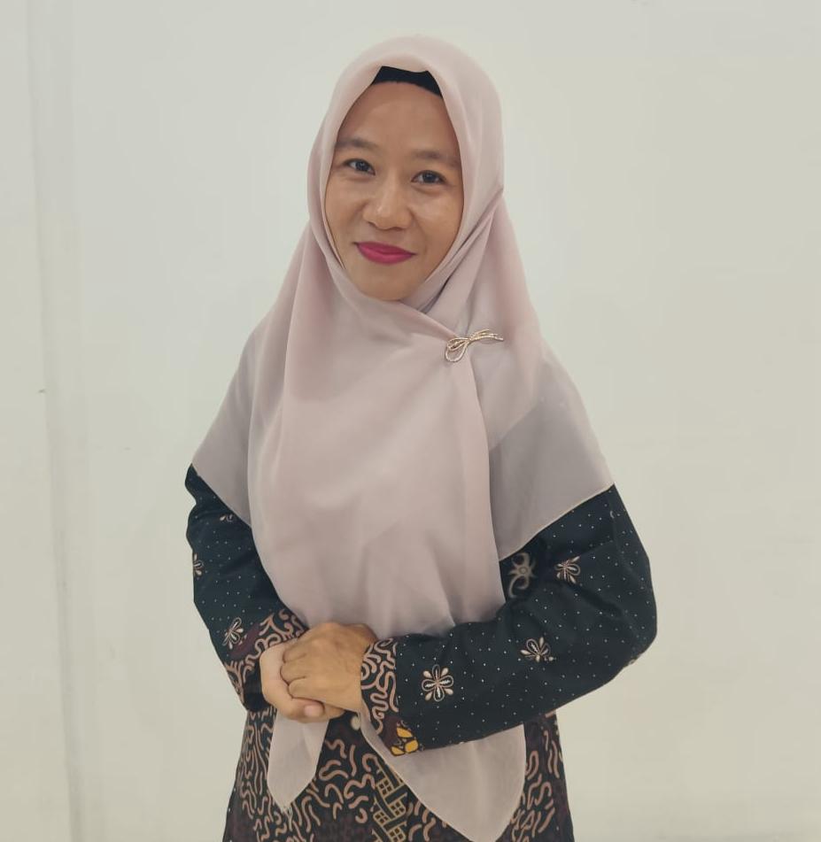 Dewi Febrianny Darman, S.Pd